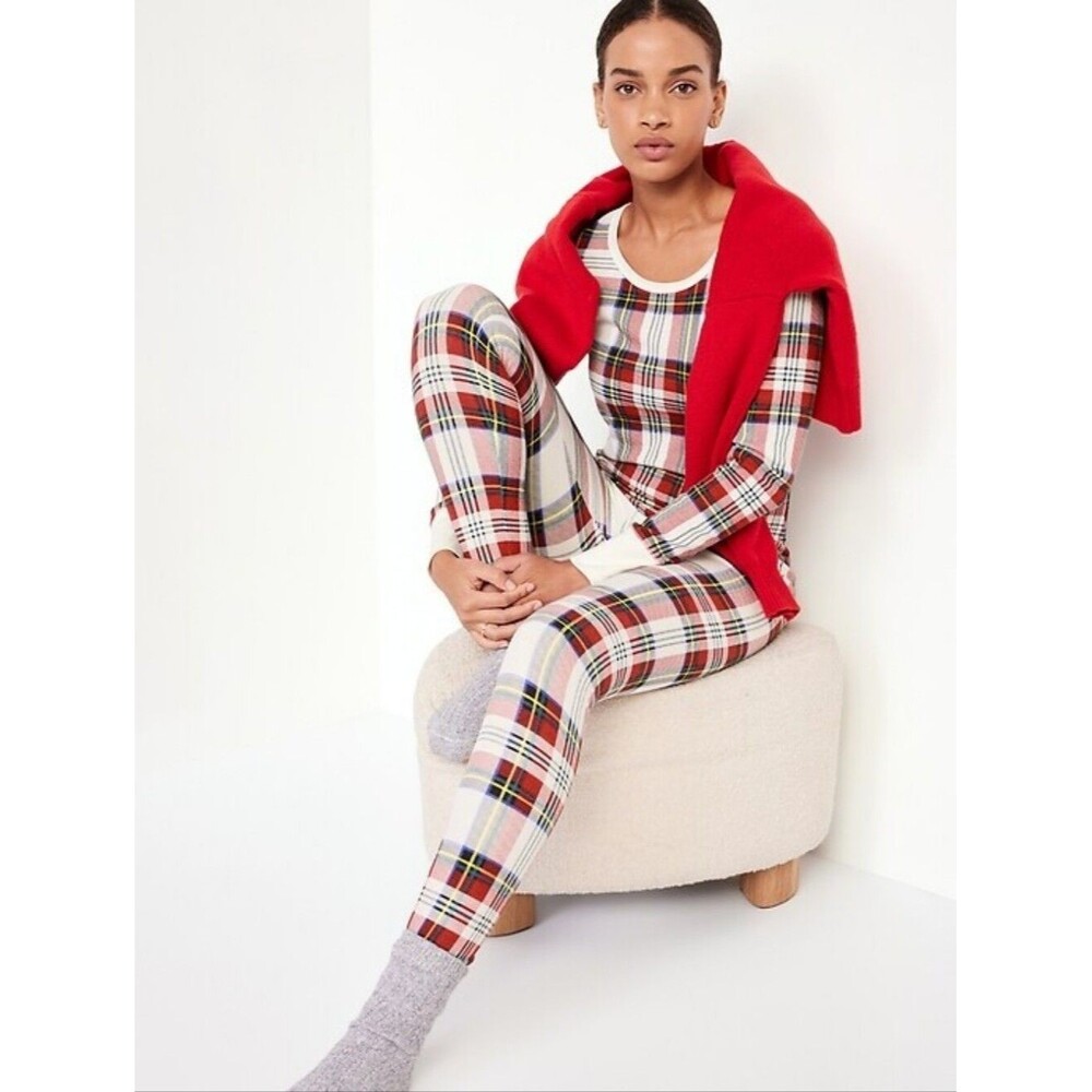 Old Navy Ivory Red Plaid Thermal Pajama Set L